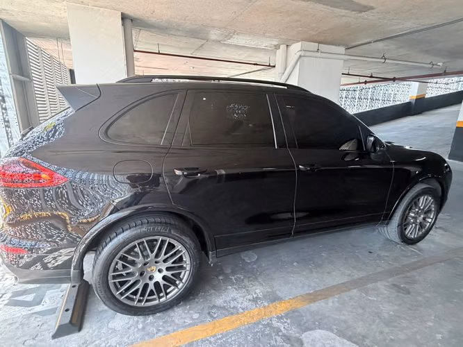 Porsche Cayenne Platinun 2018 EXCELENTE CONDICIONES  - Imagen 13