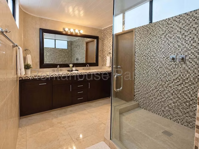 VENTA DE APARTAMENTO EN TORRE DEL PACIFICO AVENIDA BALBOA HQ