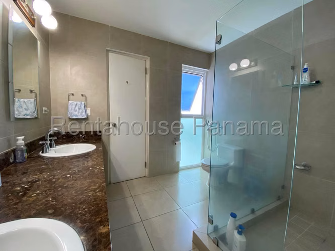 Venta de Casa en Altos de Panama Horizonte KC - Imagen 19