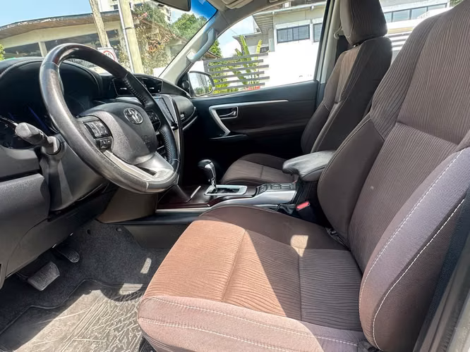 TOYOTA FORTUNER 2020