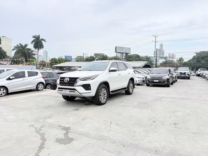 Toyota Fortuner 2023
