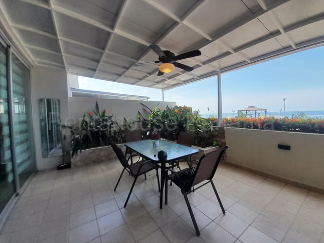 RR ALQUILER DE APARTAMENTO EN SAN FRANCISCO PH TERRASOL