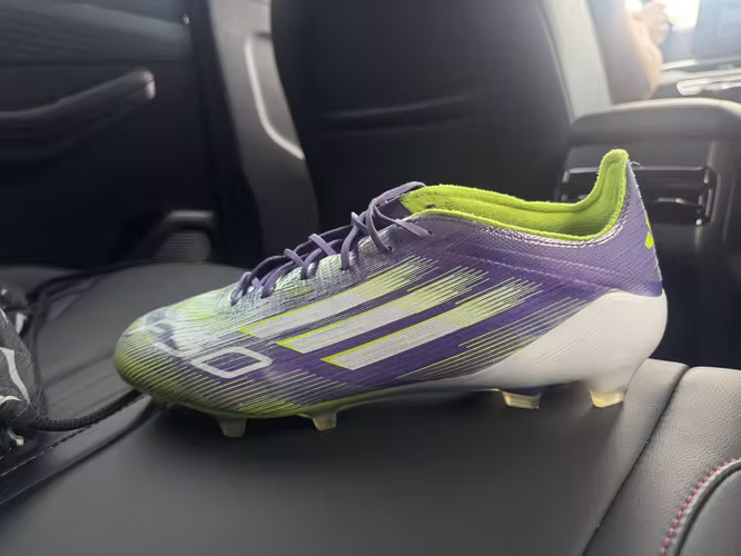 Tacos Adidas F50 elite -exelente estado- talla 9 1/2 
