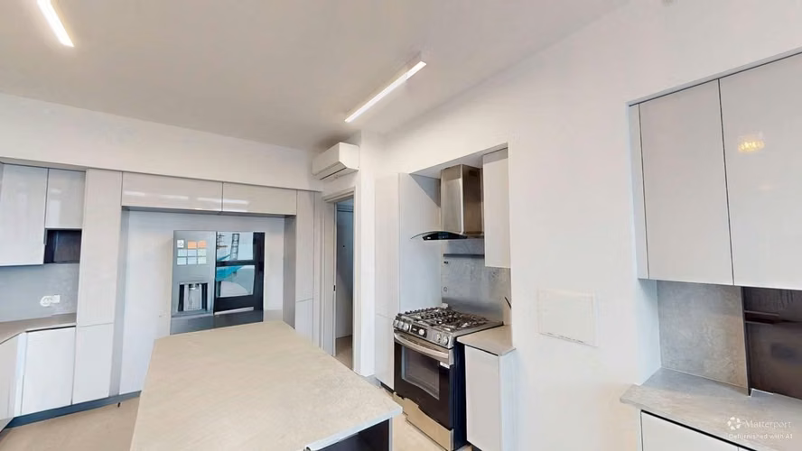 Alquila el Privilegio de Vivir en Santa María | Exclusivo Apartamento de 4 Habitaciones en PH IVY