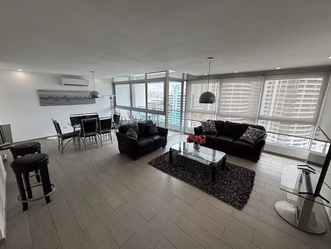 SE ALQUILA BAYFRONT AMOBLADO - Imagen 2