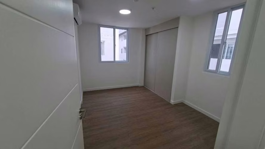 Alquiler de Apartamento Nuevo en Versalles