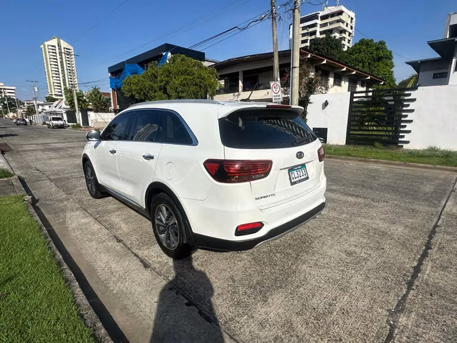KIA SORENTO 2019  - Imagen 4