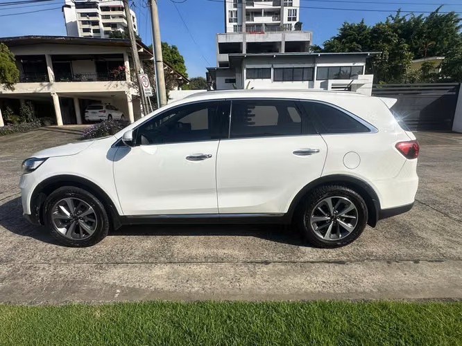 KIA SORENTO 2019  - Imagen 3