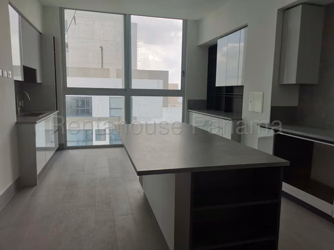 Se Alquila Apartamento en Santa Maria VLU27-2182