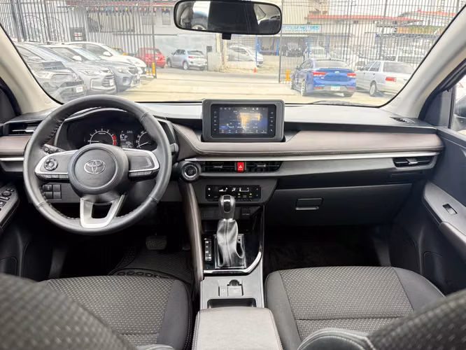 Toyota Yaris 2024