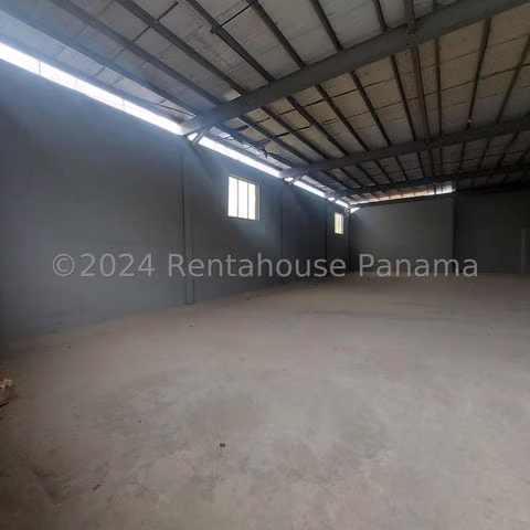 H212GRR Venta de Galera en Tocumen 