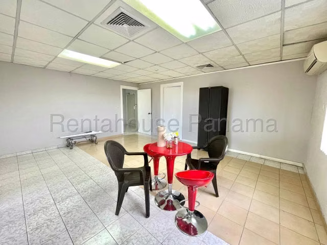 J1993GRR Venta de Galera en Parque Lefevre  - Imagen 20