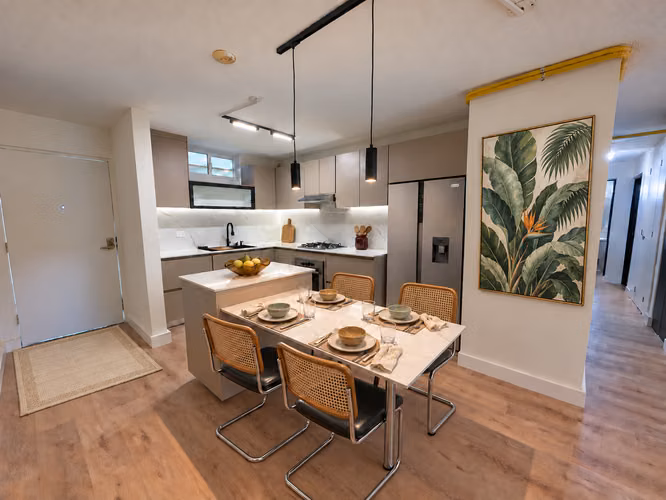 Apartamento Remodelado en PH Altamira Gardens | 3 Hab y 2 Baños - Imagen 2