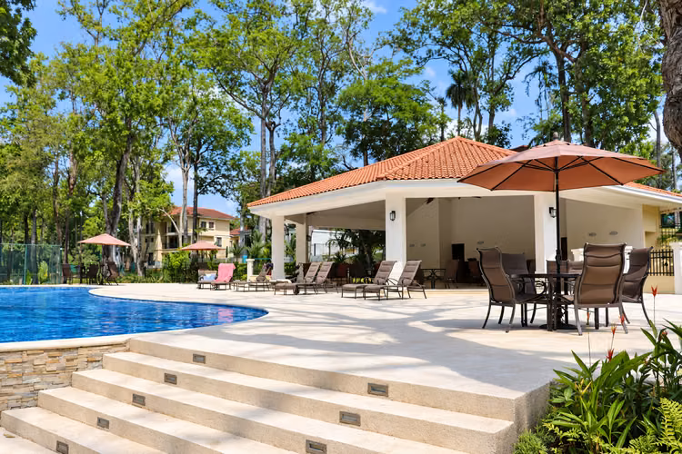 Casa en Alquiler en Senderos Camino de Cruces, Clayton | 4 Recámaras | Sin Muebles