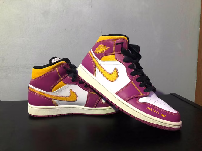 Air Jordan 1 Mid 