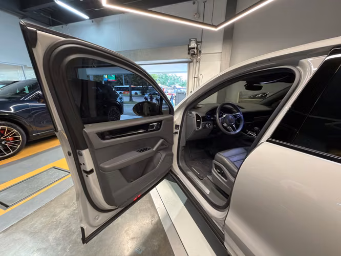 2022 PORSCHE CAYENNE E- HYBRID - Imagen 6