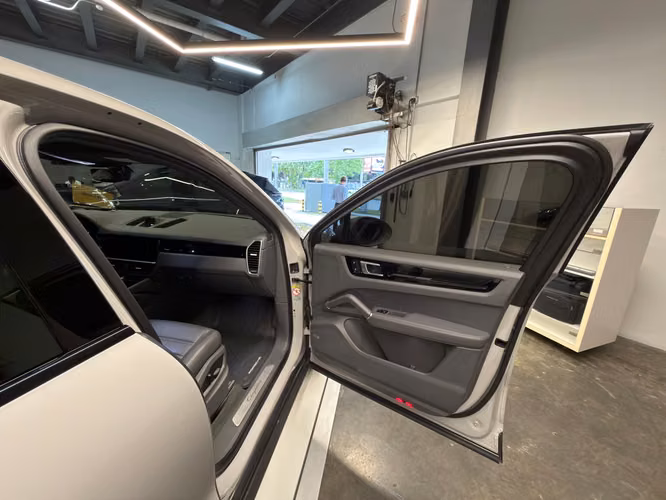 2022 PORSCHE CAYENNE E- HYBRID - Imagen 13