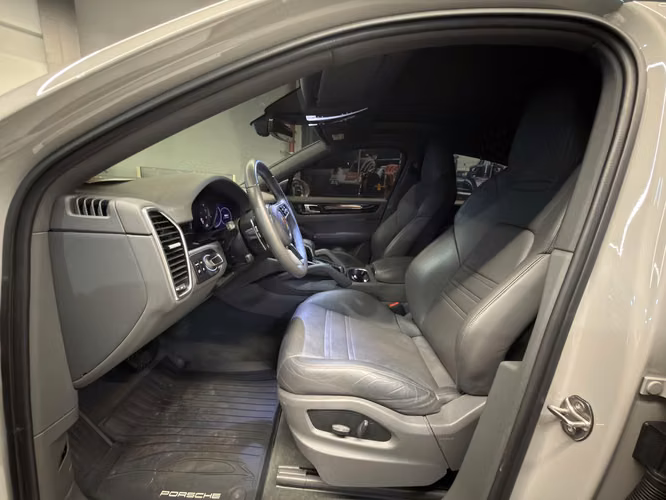 2022 PORSCHE CAYENNE E- HYBRID - Imagen 7
