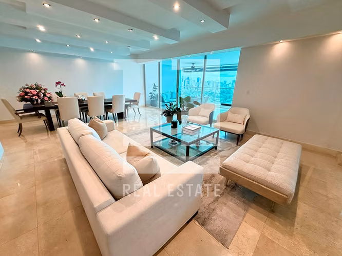 Se Vende Apartamento en PH Arboleda, Altos del Golf