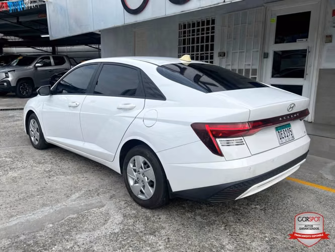 Hyundai Accent 2025 Automática DE8195 - Imagen 6