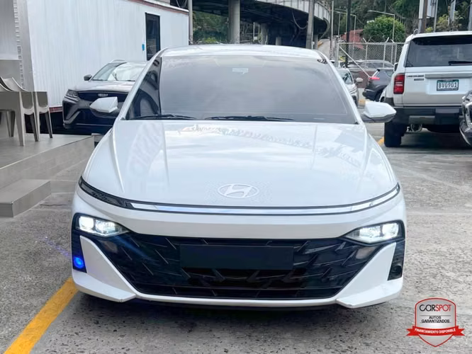 Hyundai Accent 2025 Automática DE8195 - Imagen 2