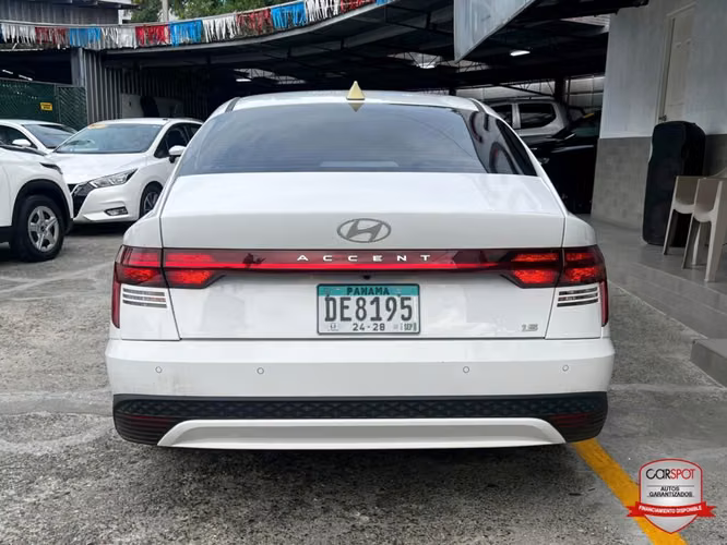 Hyundai Accent 2025 Automática DE8195 - Imagen 5