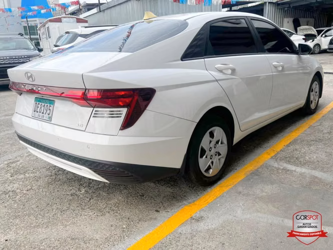 Hyundai Accent 2025 Automática DE8195 - Imagen 4