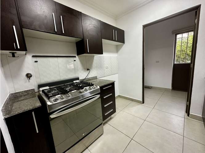 Casa Acogedora Precio Oportunidad en PH Woodlands, Panama Pacifico.