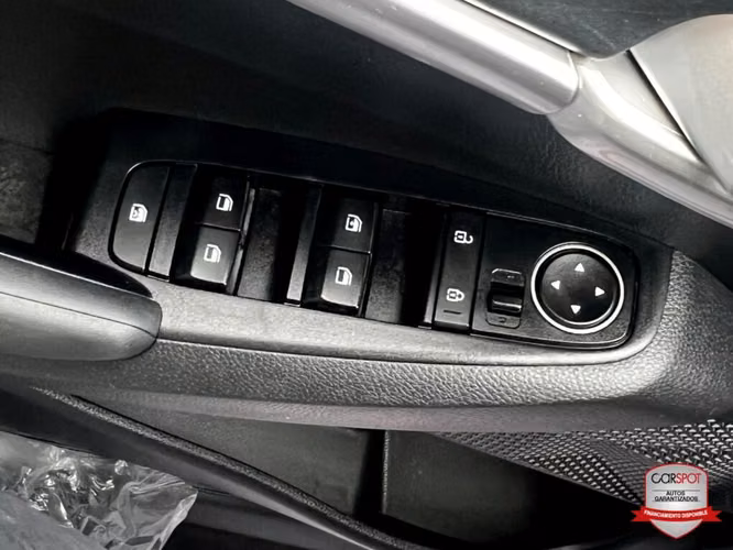 Kia Seltos 2024 Automática EI1877 - Imagen 13