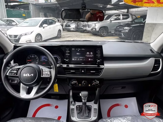 Kia Seltos 2024 Automática EI1877 - Imagen 10