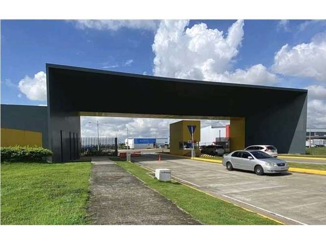 Alquiler de galera a estrenar de 1,141.30 mts2 en Zona Uno - Imagen 11