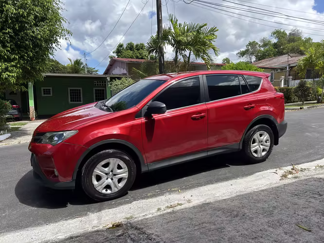 Rav4 2013 9,000 negociable  - Imagen 2