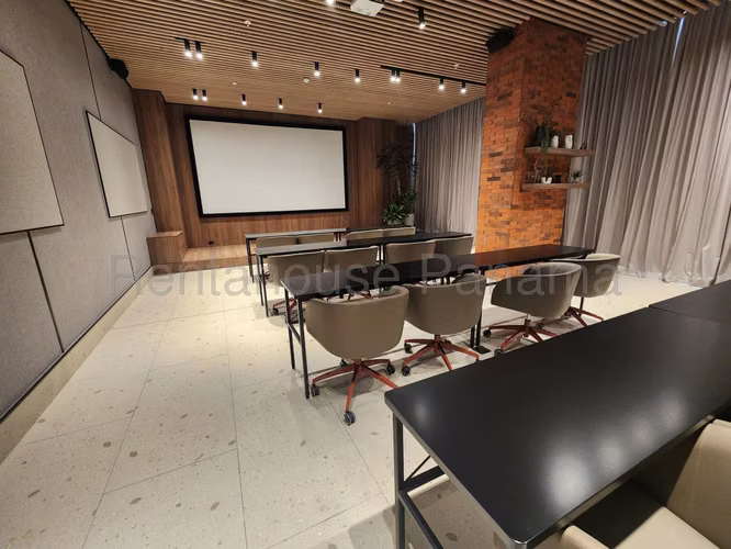 Venta de Apartamento Exclusivo en PH Dovle, Coco del Mar 25-8421GG