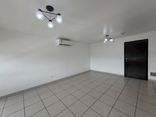 Alquiler de apartamento en Parque Lefevre - Imagen 4