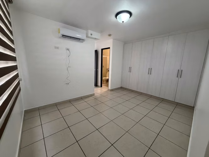 Alquiler de apartamento en Parque Lefevre - Imagen 9