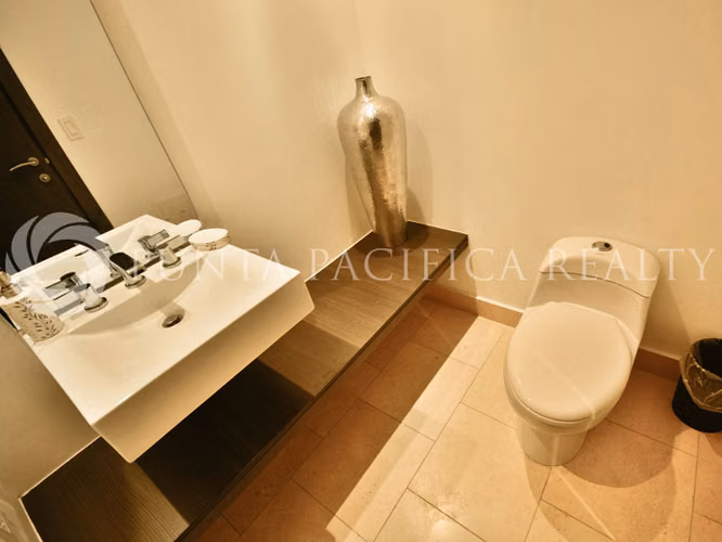 PH The Ocean Club | JW Marriott | 2 habitaciones, amoblado para renta - Imagen 4