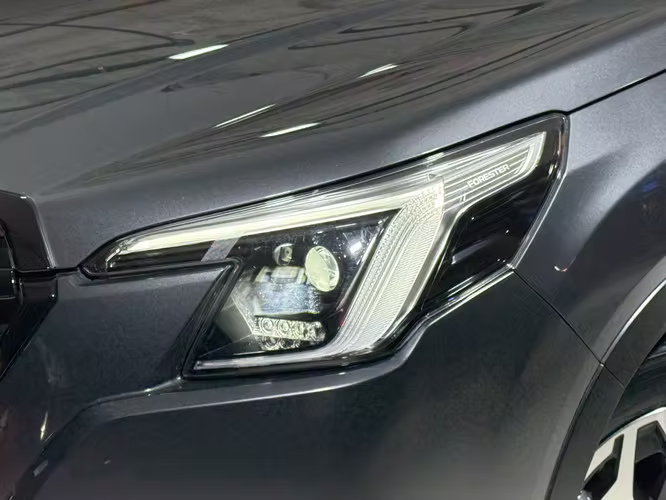 SUBARU FORESTER AWD 2025 - Imagen 4
