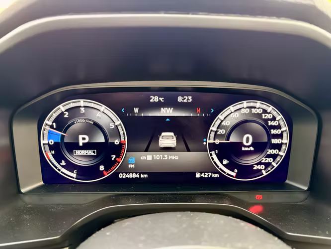 MITSUBISHI OUTLANDER P-LINE 4WD 2024 - Imagen 4