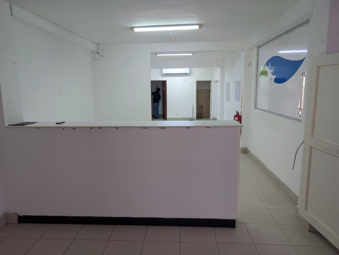 Alquiler de Local comercial en Bella Vista, 100m2 - Imagen 3