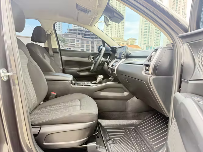 Como nuevo!! Kia Sorento 2024 a solo $25,500 Negociable - Imagen 9