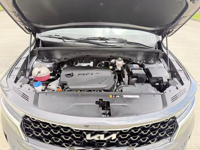 Como nuevo!! Kia Sorento 2024 a solo $25,500 Negociable - Imagen 11