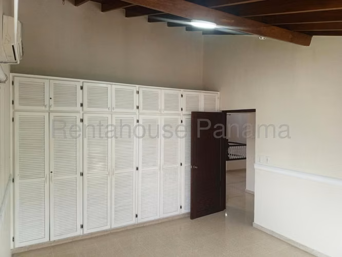 Casa en alquiler en La Alameda YM