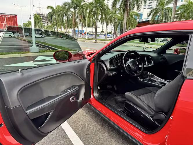 Dodge Challenger 2019