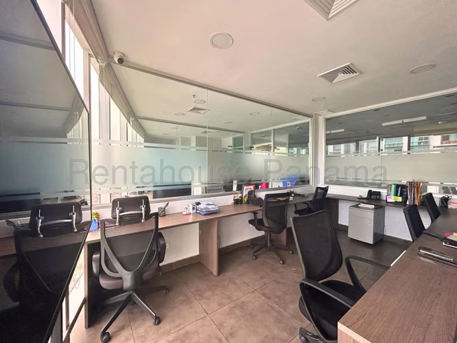 Oficina en Venta en Costa del Este.