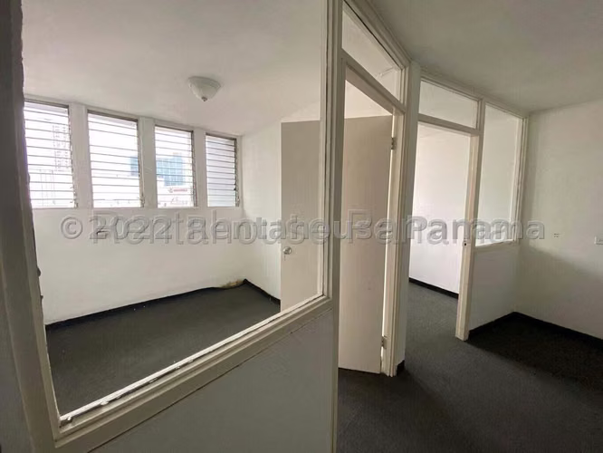 VENTA DE OFICINA OBARRIO HQ