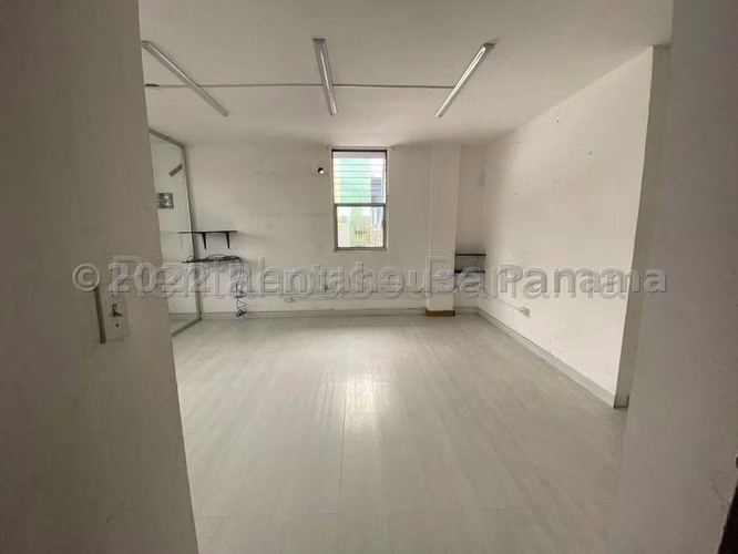 VENTA DE OFICINA OBARRIO HQ