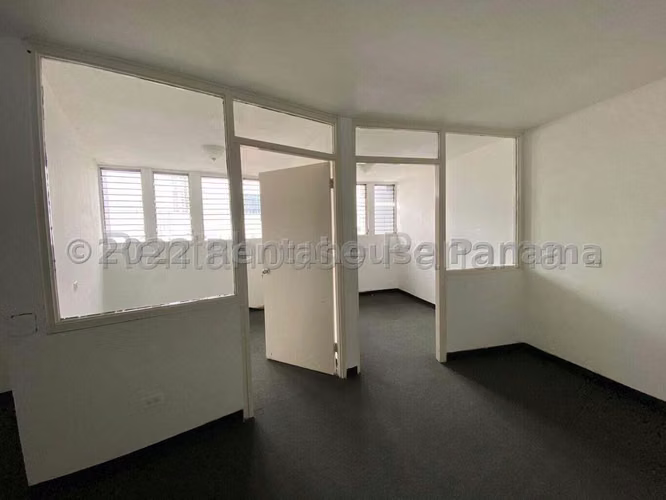 VENTA DE OFICINA OBARRIO HQ