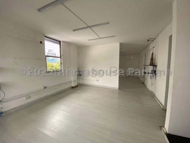 VENTA DE OFICINA OBARRIO HQ