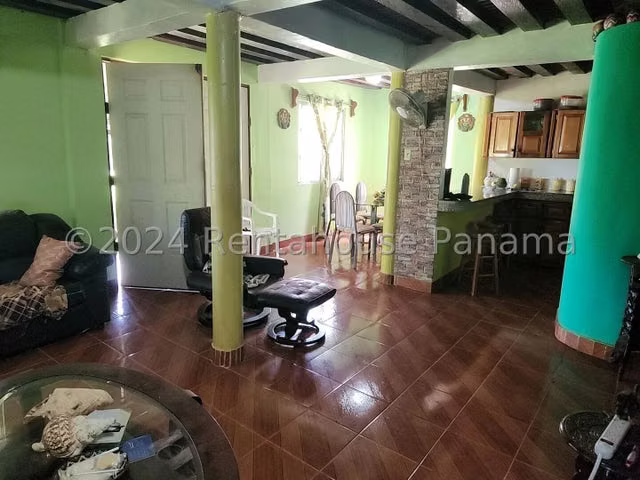 Vendo Finca con Casa duplex de montaña  con abundante biodiversidad, Mariato en Veraguas, 