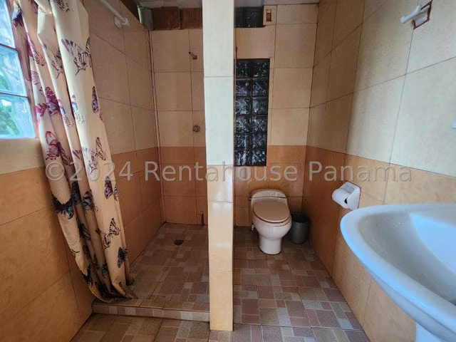Vendo Finca con Casa duplex de montaña  con abundante biodiversidad, Mariato en Veraguas, 